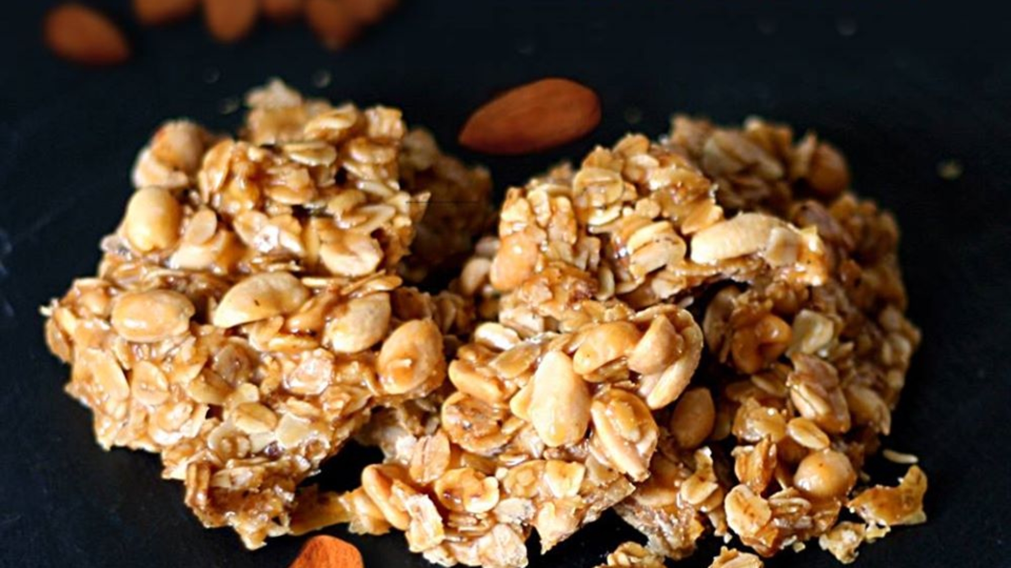 NUT N FIBRE CRUNCHIES